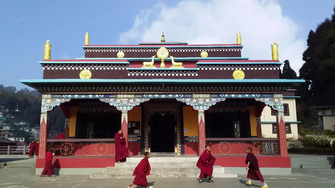 Kagyu Thekchen Ling Monastery